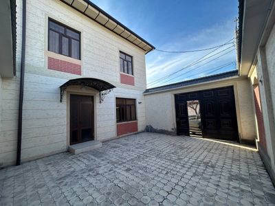 Продаётся Коттедж 1,5 соток 2 этажный. Ул. Полевая. Евроремонт