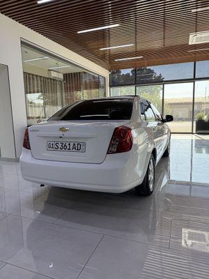 Gentra 2022 yil sotiladi xolati ideal 38ming km masofani bosib otkan