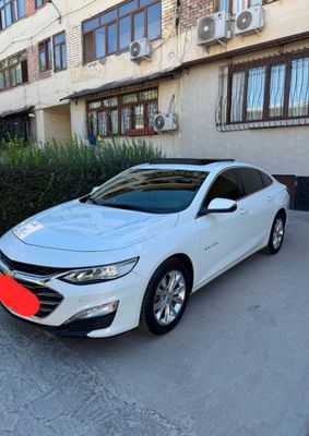 Malibu 2 prmer toza rangi oq
