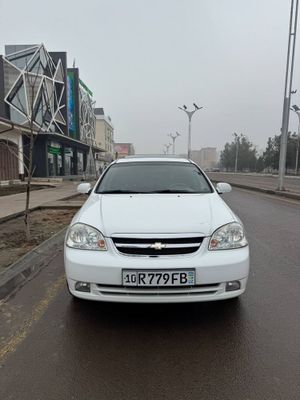 Lacetti 1.6 2013