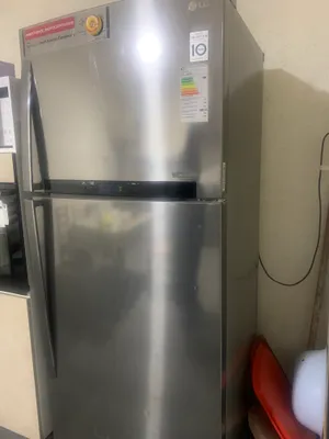 LG holqi yahshi srochna sotiladi