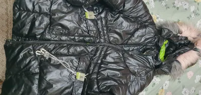 Продаю детскую куртку в хорошем состоянии тёплая.