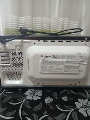 Продаем микроволновку, стоит без дела