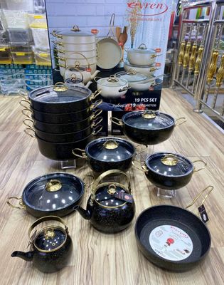 Kamplekt nabor sotladi hamasi bor uyga nma kerak bolsa