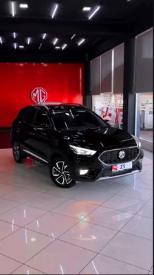 MG ZS sho’t sprafkada tayyor oq va qora Kafolat 3 yil