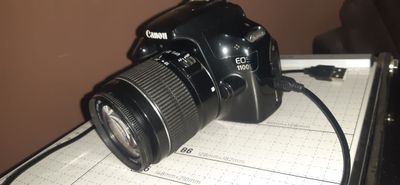 Canon EOS 1100 D