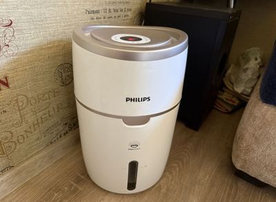 Philips HU4816 ҳаво намлагич сотилади , продается!