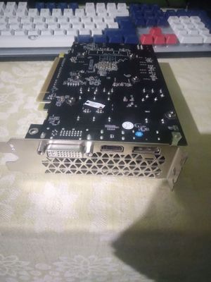 Sotiladi: AMD Radeon RX 580 8GB GDDR5 video karta