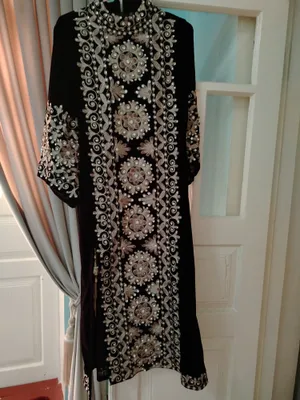 milliy qo'lda popur urilgan ko'ylak