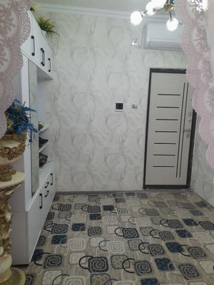 Uy sotiladi 3 xonali