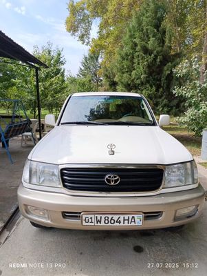 TOYOTA Land Cruiser 105
