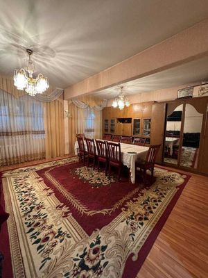 Чилонзор Ц метро Якин 125м² 4 хона ойлага берилади