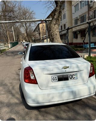 Продаю свою машину Лассети