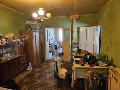 Продаётся 3 комнатная квартира