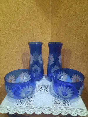 Сет из 4х ваз " Ромашки" , винтаж, цветное кобальтовое стекло, алмазна