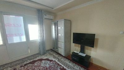 Квартира аренда 5 дакика метро дустлик 3 ва 4 оралигида