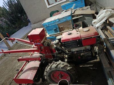 Мотоблок зубр сотилади