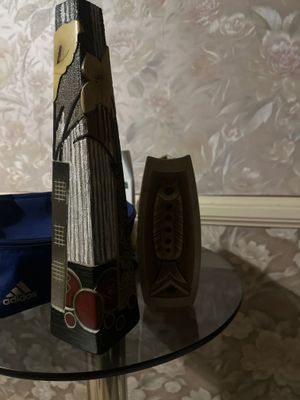 Продам вазы б/у две