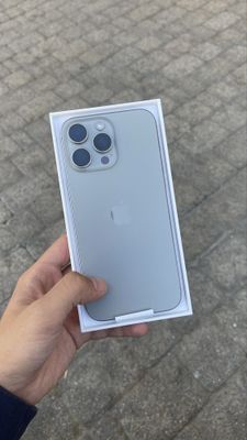 iPhone 16 Pro Max 256Gb