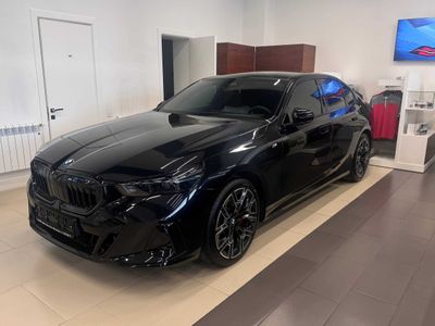 BMW 530i xDrive Sedan (G60) c гарантии