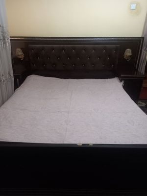 Спальный гарнитур 400 $