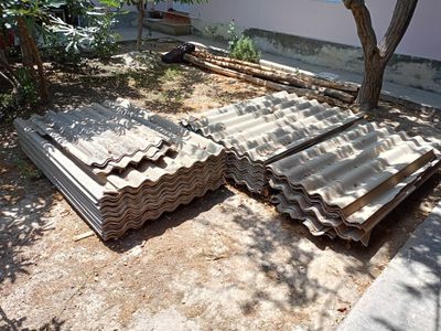 Shifer sotiladi. 80 ta butun, 20 tacha yarim shiferlar