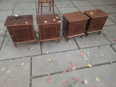 Продаются румынские тумбочки