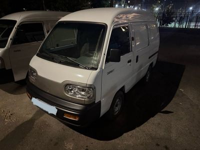 Damas van 2025 yengi