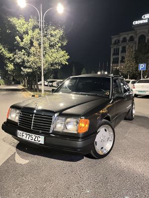 mercedes ebnz w 124
