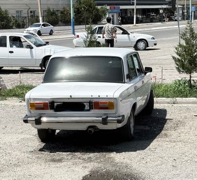 Lada 2106 sotuvda
