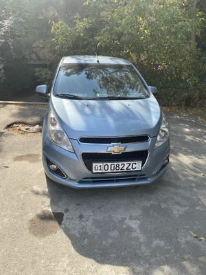 Автомобиль Спарк