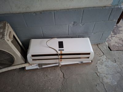 Konditsioner Roison 12