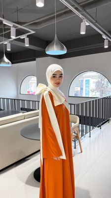 qizlar kiyimi