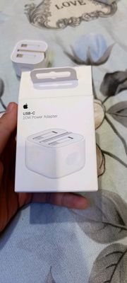 Продам Зарядное устройство от компании Apple
