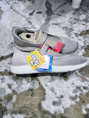 Skechers
