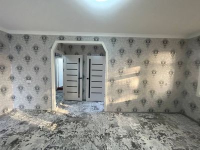 срочно ёвро ремонт уй сотилади !