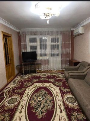 Юнусобод, Буюк Ипак Йўли (Максим Горкий) метро яқинида 2 хонали кварти