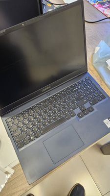 Продаётся ноутбук Lenovo legion 5 на запчасти ( не работает)