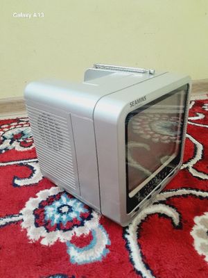 Mini avalgi antikvar televizor hamda fm radio sotiladi