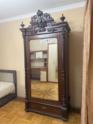 Антикварная мебель