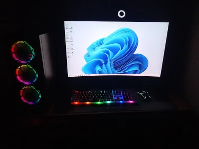 Igravoyni kampuyuter holati b/u garantiyasi bor 1 oy