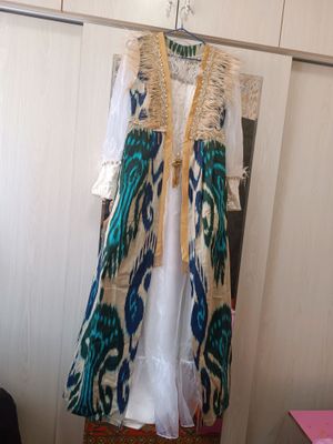holati yaxshi 3 marta kiyilgan alohida kiysa ham b