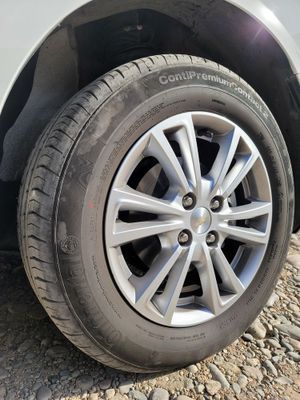 Cobalt radnoy balon sotiladi