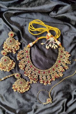 Hindcha sari