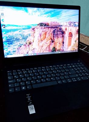 Lenovo laptot 15.6"|Tezkor, ofis va oʻqish uchun qulay