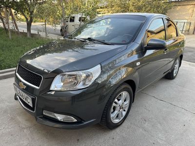 Chevrolet nexa 3