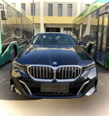 BMW i5 40L 2025 M sport