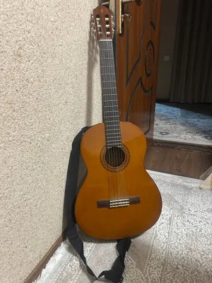 gitara   sotiladi xollati yangi