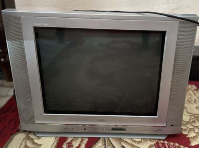 Продается телевизор б/у LG