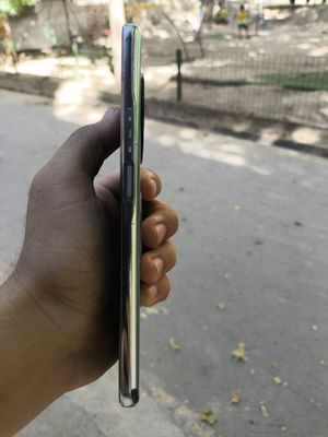 Honor x 9 sotiladi srochna